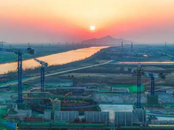 全球首个双堆耦合核能综合利用项目开工